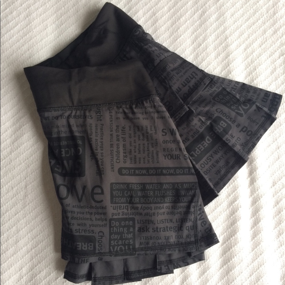 NWOT LULULEMON mantra tennis skirt!